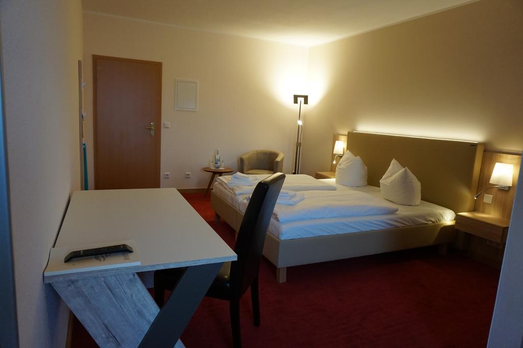 Bootshaus Neustrelitz Hotel Bagian luar foto